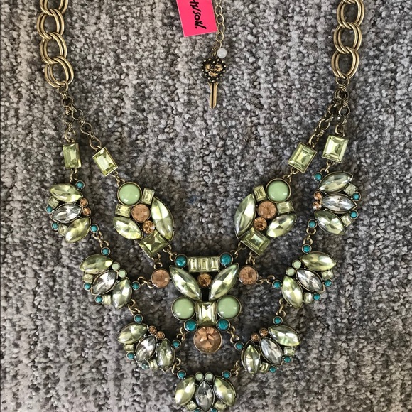 Betsey Johnson Jewelry - Betsy Johnson statement necklace